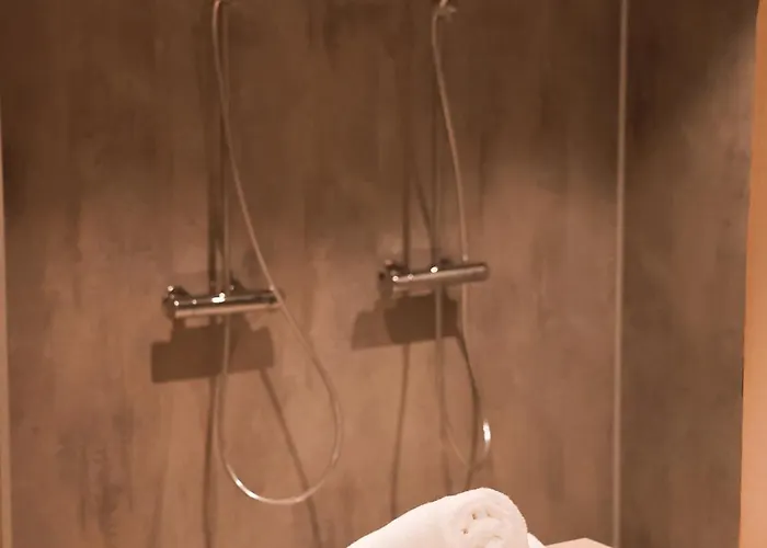 Hotel Pollfoss Boutique & Skjak