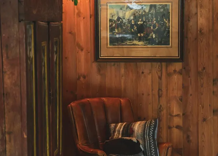 Pollfoss Boutique & *